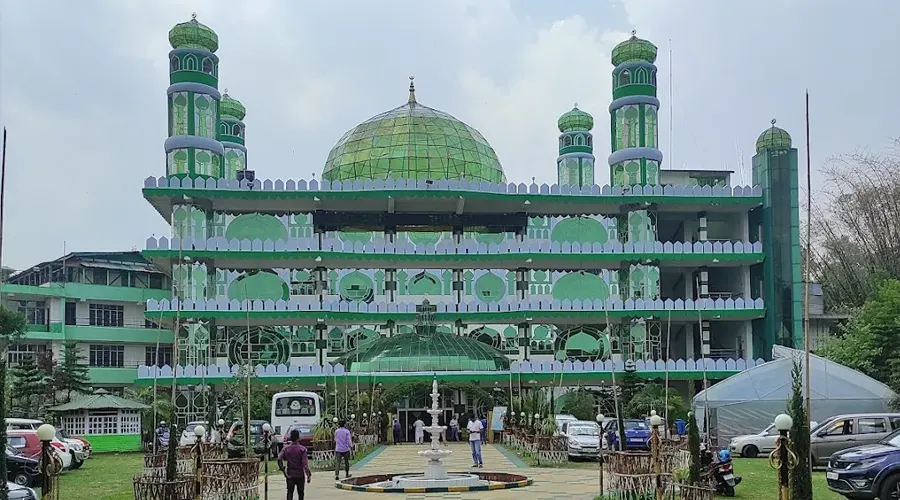 The Grand Madina Masjid Shillong – India’s Glowing Glass Mosque